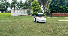 FJ Dynamics / Sveaverken Blix Wire-Free Robotic Lawn Mower with LiDAR Navigation | Up to 10,000m² - 0