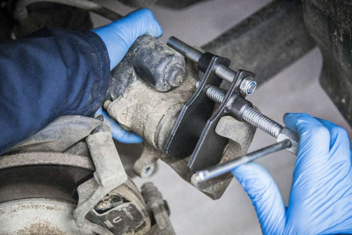 Disc Brake Piston Spreader (0-65mm)